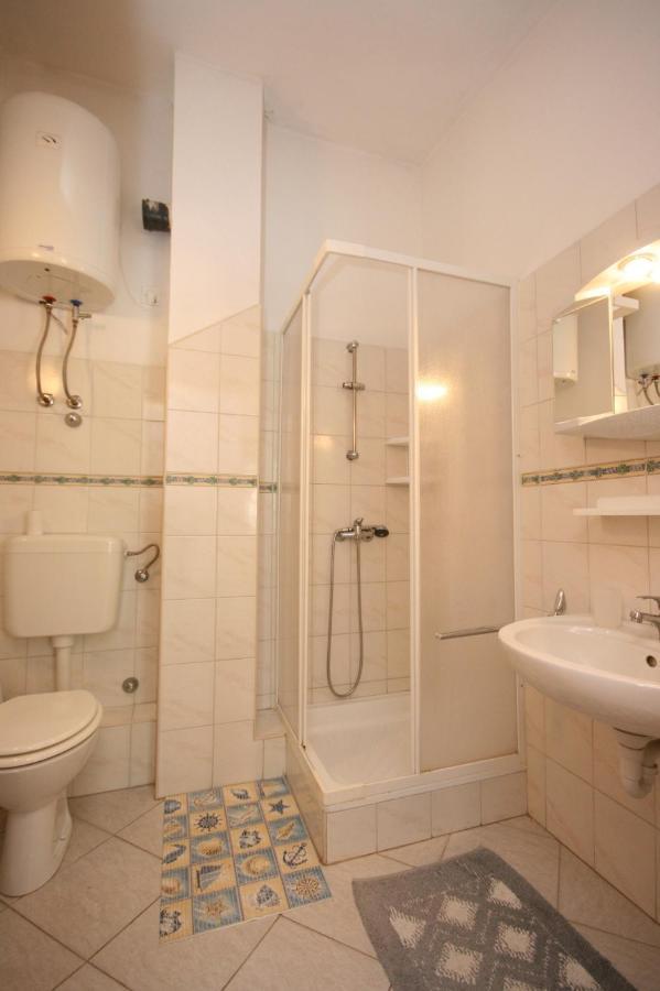 Apartments With A Parking Space Bosana, Pag - 6460 외부 사진